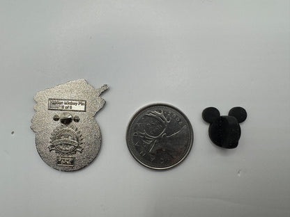 DLR Disney Minnie Mouse Christmas Ornament Hidden Mickey Trading Pin DC2S2