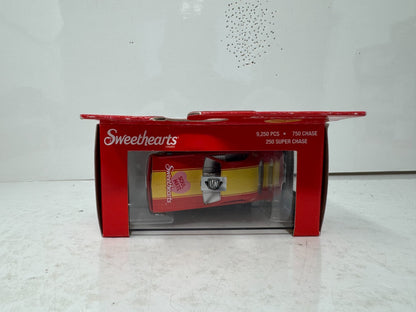 M2 Machines Sweethearts 1971 Dodge Challenger Funny Car 1:64 Diecast