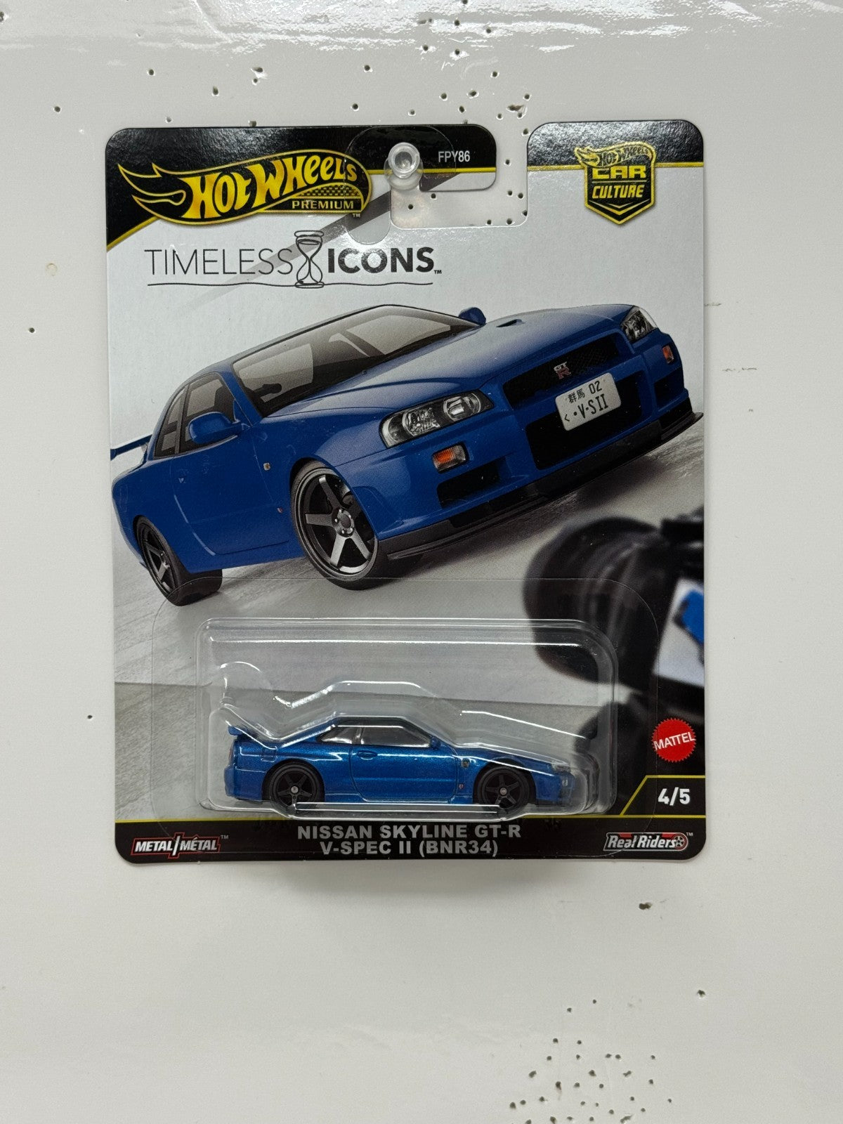 Hot Wheels Premium Timeless Icons Nissan Skyline GT-R VSpec (BNR34) 1:64 Diecast