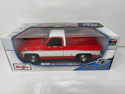 Maisto 1974 Chevrolet C10 Cheyenne Super Special Edition 1:18 Diecast