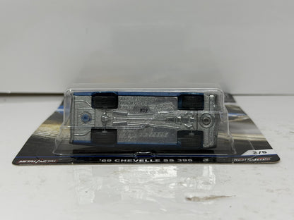 Hot Wheels Premium Cruise Boulevard 1969 Chevrolet Chevelle SS 396 1:64 Diecast