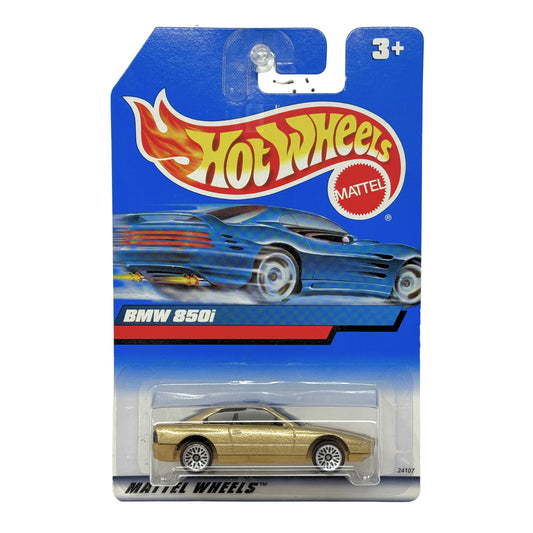 Hot Wheels BMW 850i 1:64 Diecast Gold