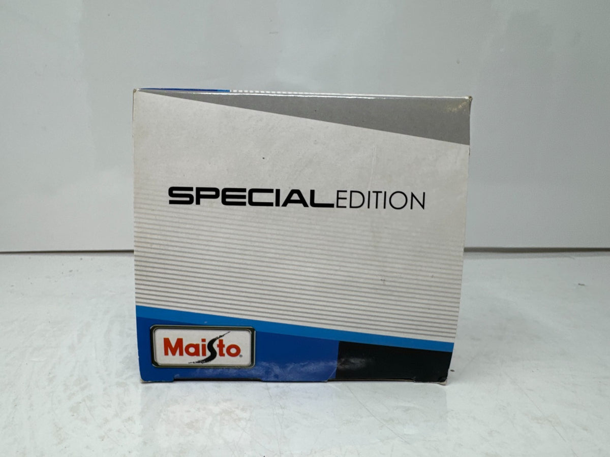 Maisto 1970 Dodge Challenger R/T Coupe Special Edition 1:24 Diecast