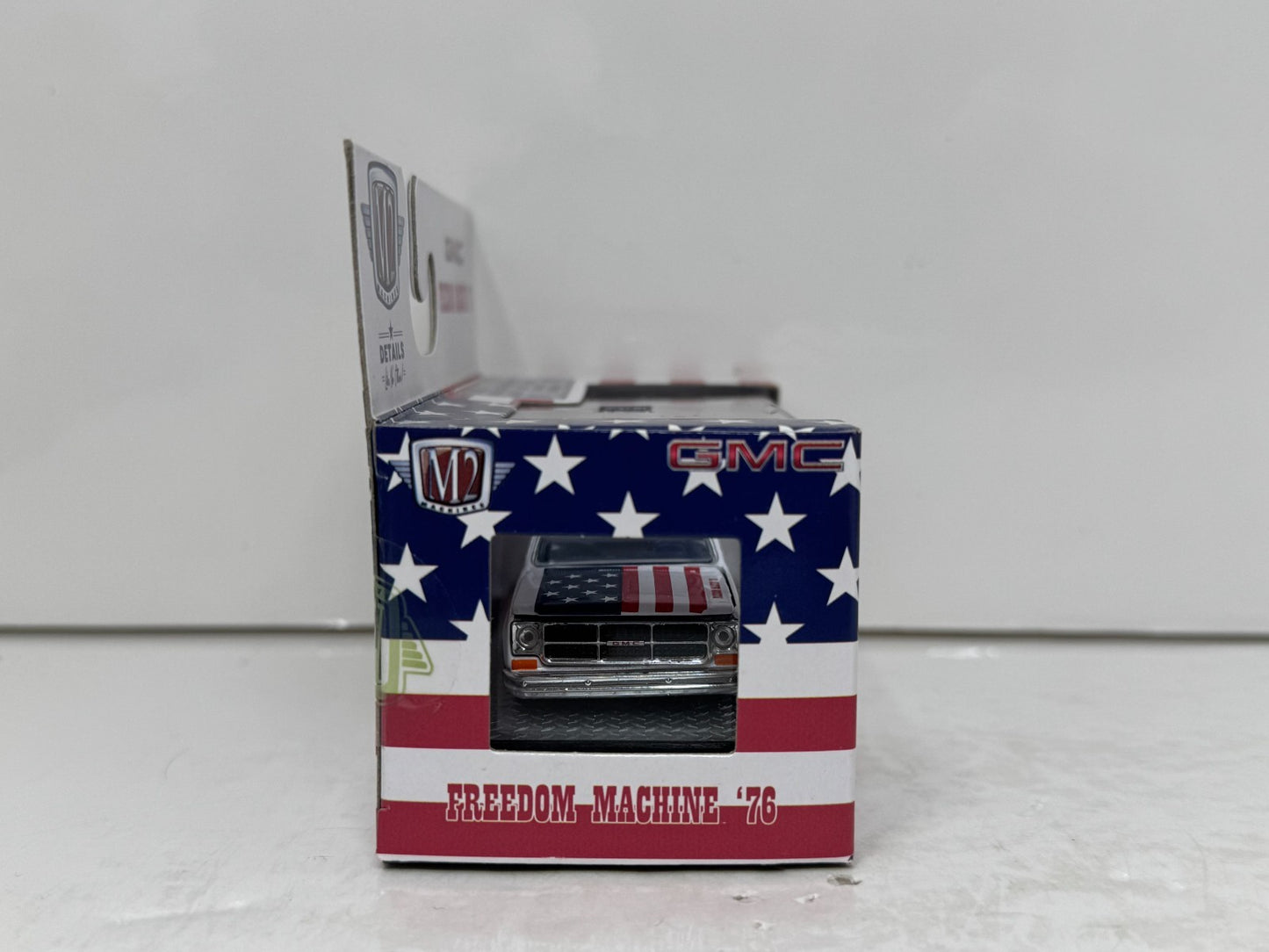 M2 Machines Freedom Machine 1976 GMC Sierra Grande 15 1:64 Diecast
