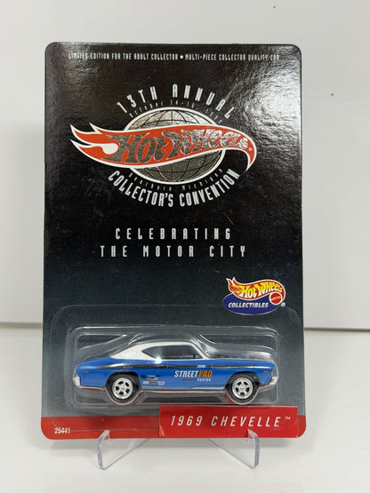 Hot Wheels 1999 13th Collectors Convention 1969 Chevelle 1:64 Diecast 1 of 5000