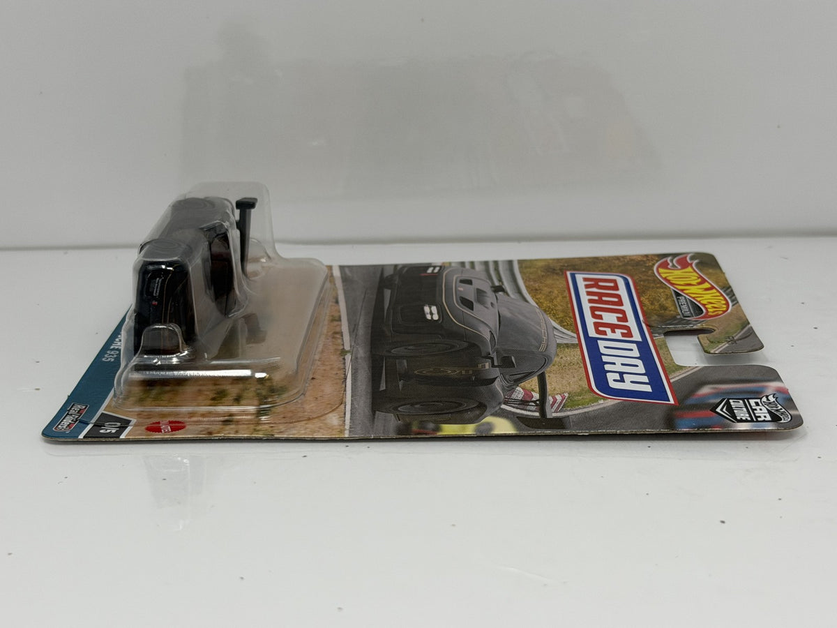 Hot Wheels Premium Race Day Porsche 935 CHASE 0/5 1:64 Diecast