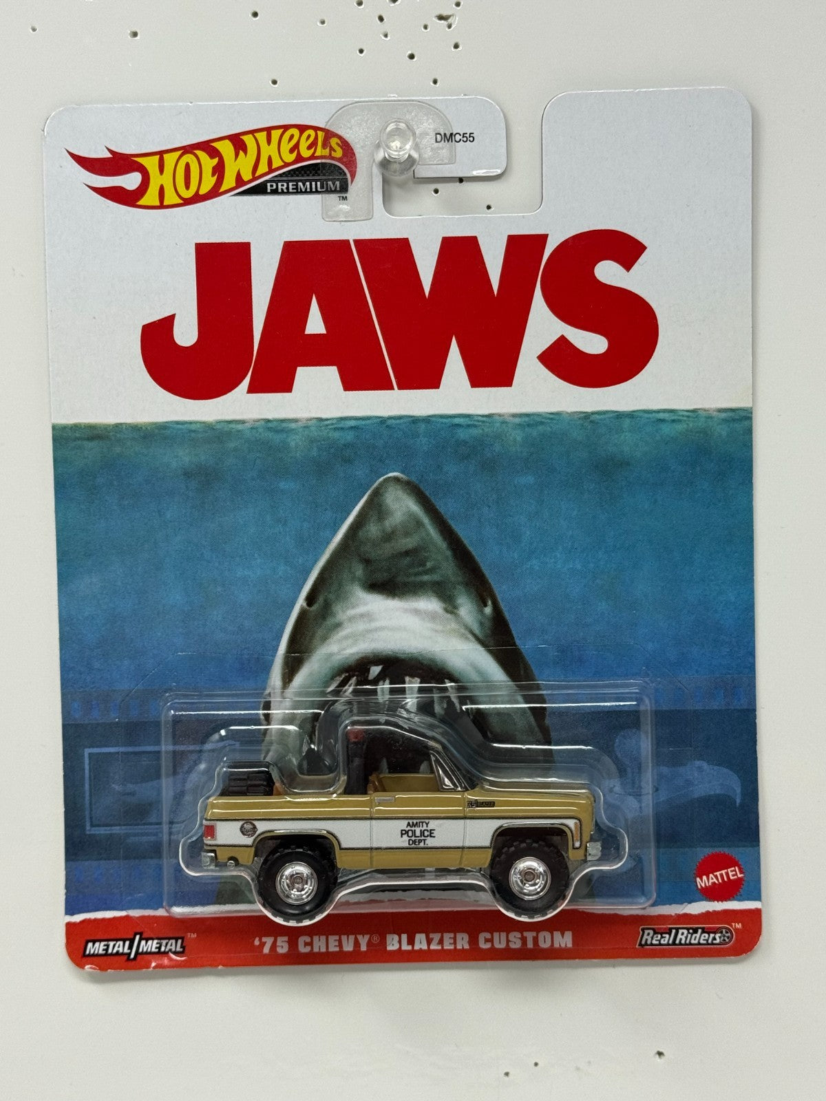Hot Wheels Premium Jaws 1975 Chevy Blazer Custom Amity Police 1:64 Diecast