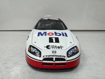 Motorsports Authentics #12 Ryan Newman Mobil 1 2007 Charger 1:24 Diecast