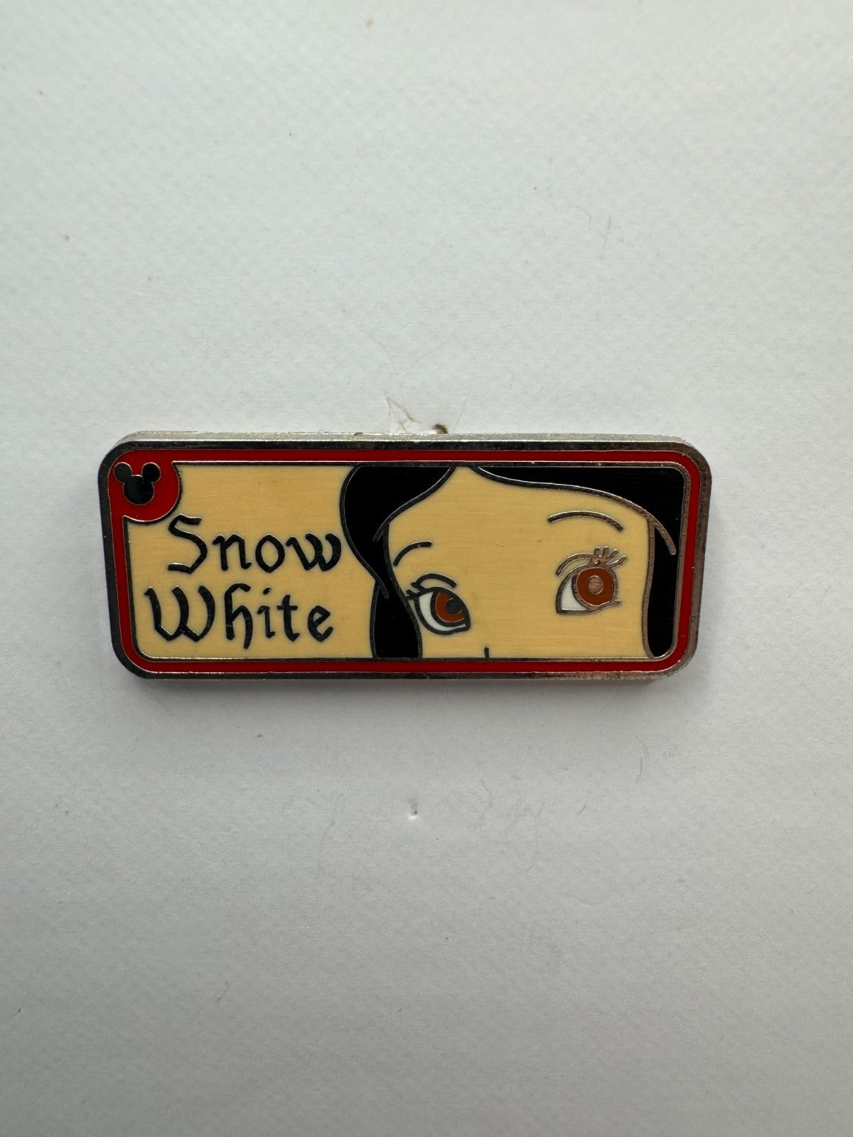 WDW Disney Snow White Rear View Mirror Hidden Mickey Trading Pin DC1S12