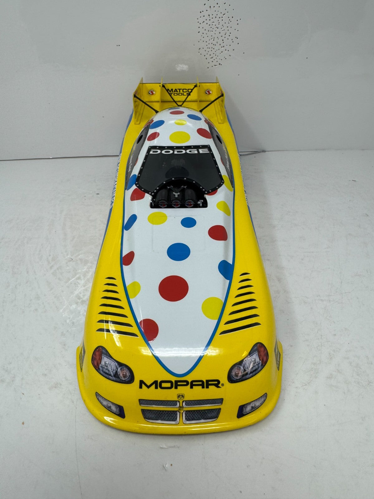 Milestone Johnny Gray NHRA Wonder Wagon Dodge Stratus Funny Car 1:16 Scale