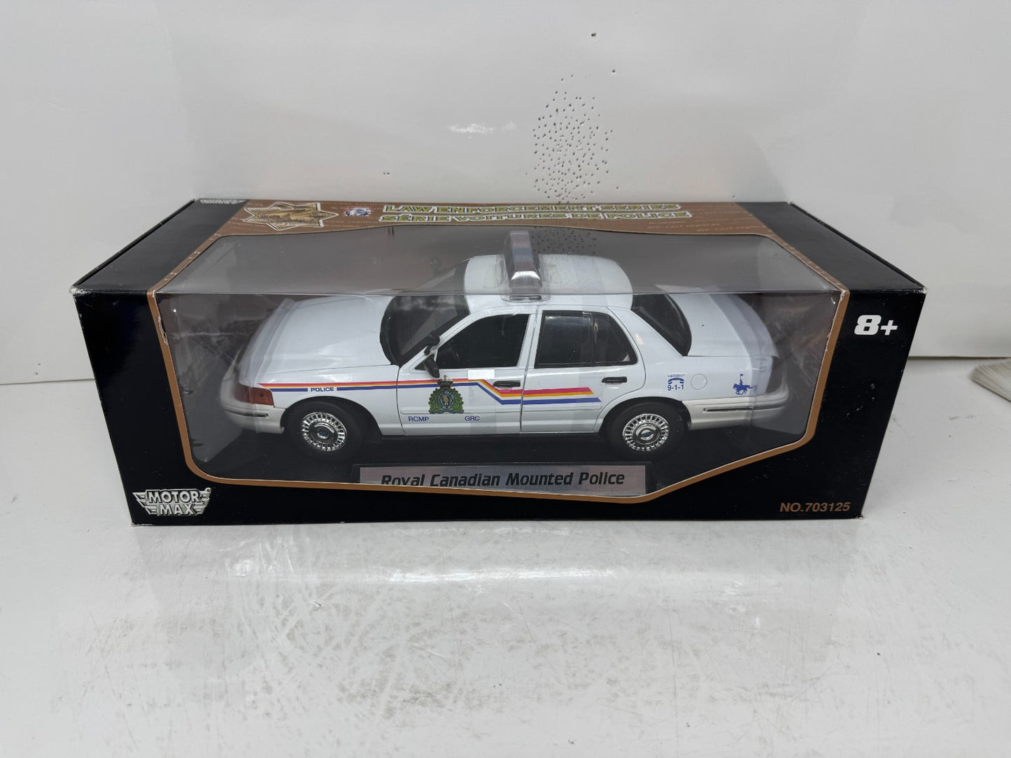Motor Max RCMP Ford Crown Victoria Police Car 1:18 Diecast