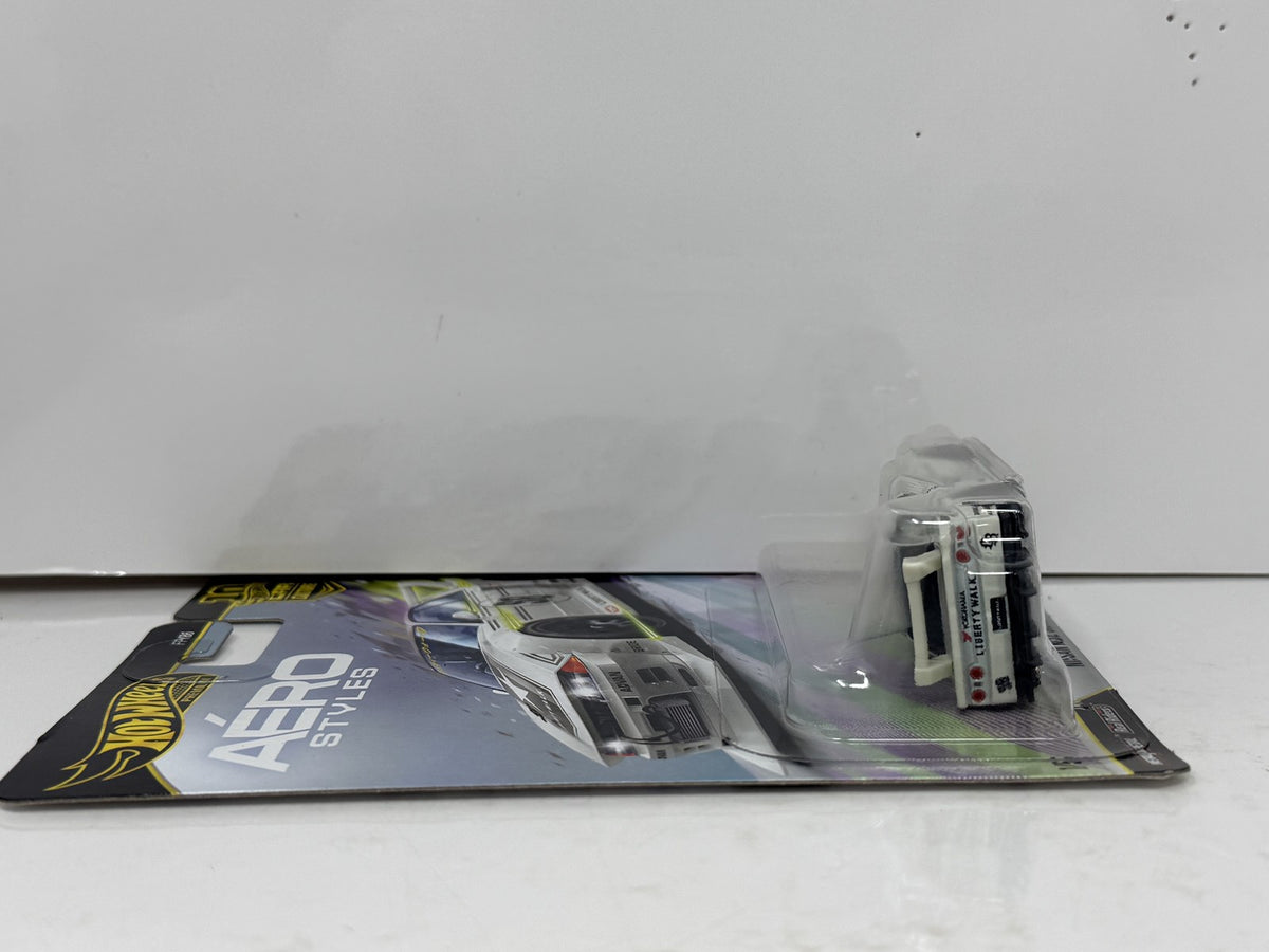 Hot Wheels Premium Aero Styles Kaido Works Nissan R32 Skyline GT-R 1:64 Diecast