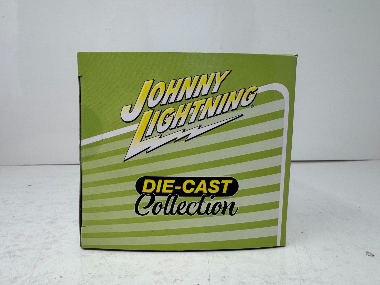 Johnny Lightning 1978 Ford Bronco 1:24 Diecast