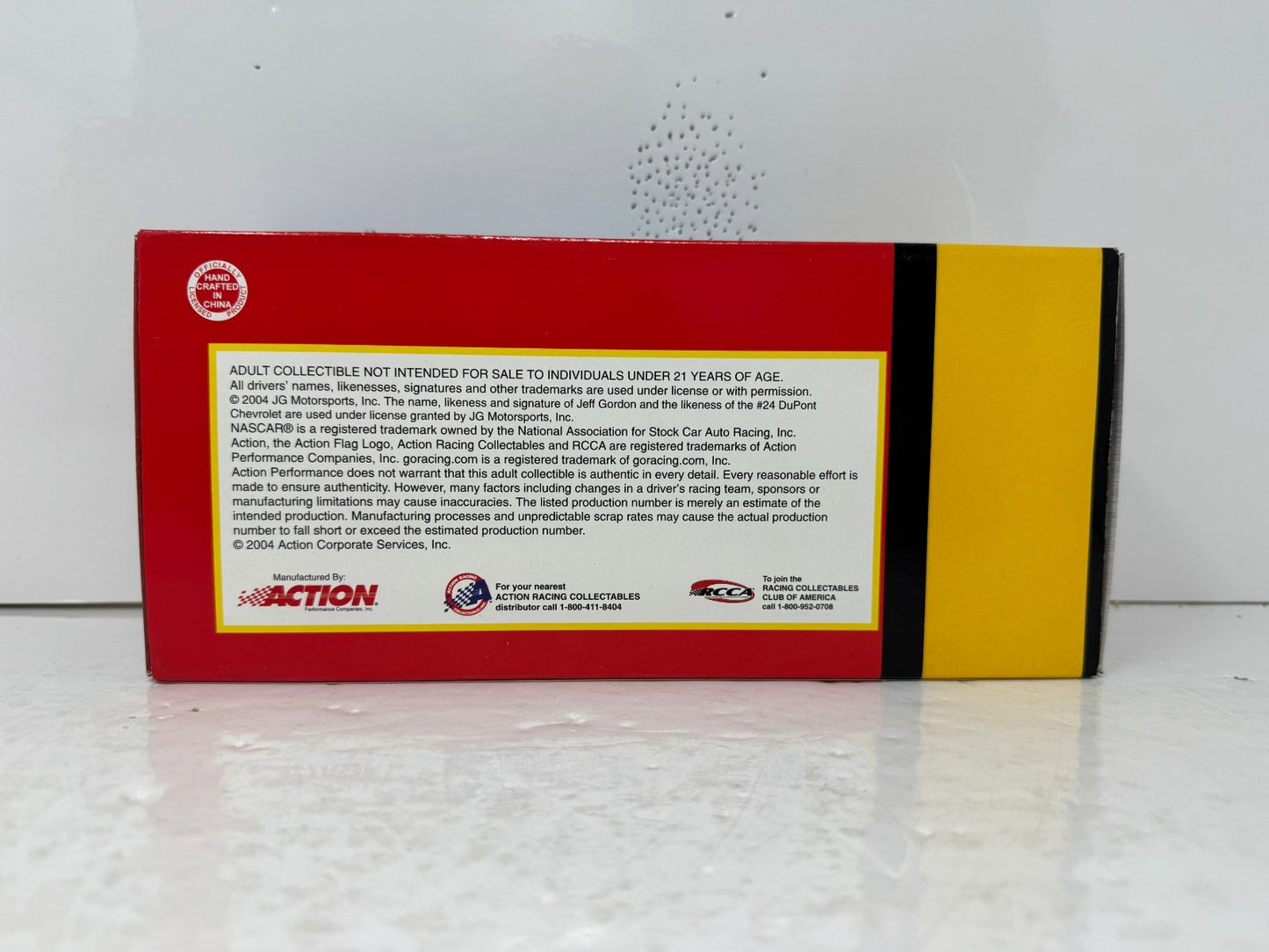 Action Nascar #24 Jeff Gordon DuPont NEXTEL Inaugural Season 2004 1:24 Diecast