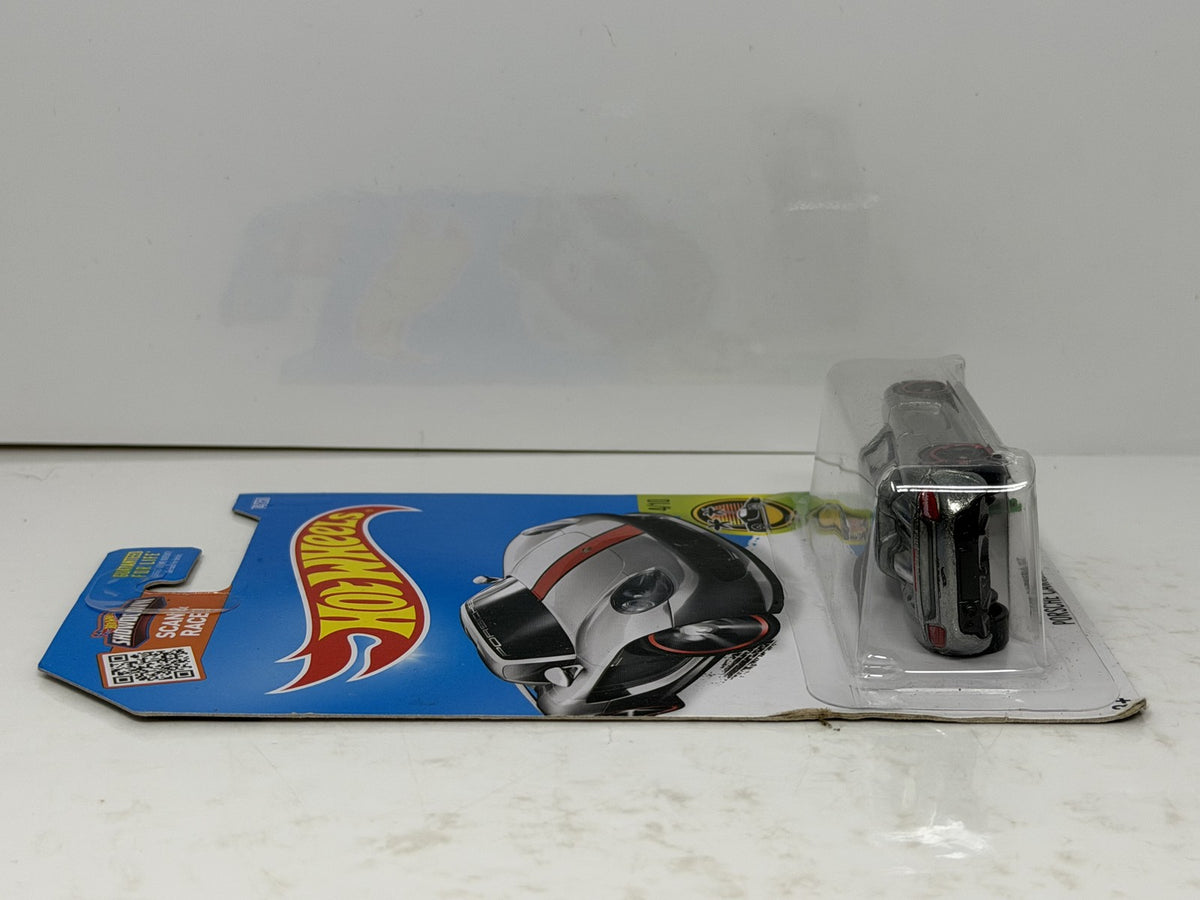 Hot Wheels ZAMAC HW Exotics Porsche Carrera GT 1:64 Diecast