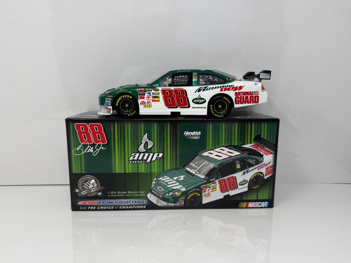 Action NASCAR Dale Earnhardt Jr #88 AMP Energy Mt Dew 2008 Impala 1:24 Diecast