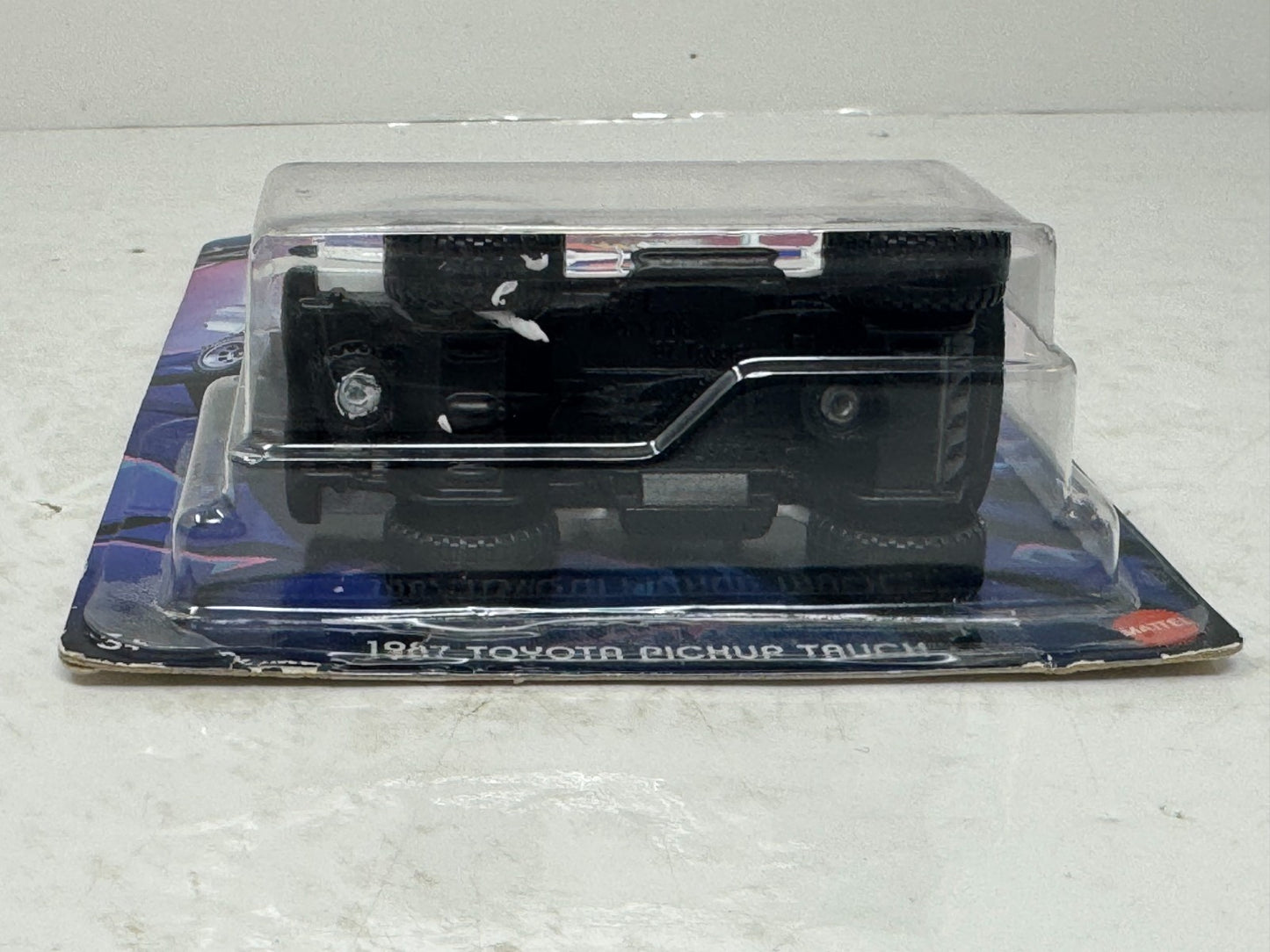 Hot Wheels Tubular Trucks 1987 Toyota Pickup Truck 1:64 Diecast