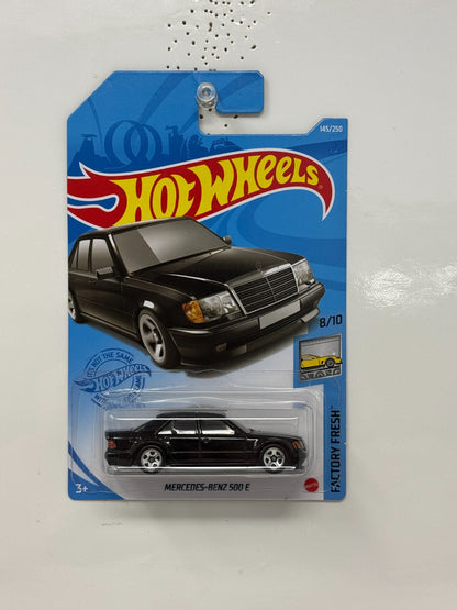 Hot Wheels Factory Fresh Mercedes-Benz 500 E 1:64 Diecast Black