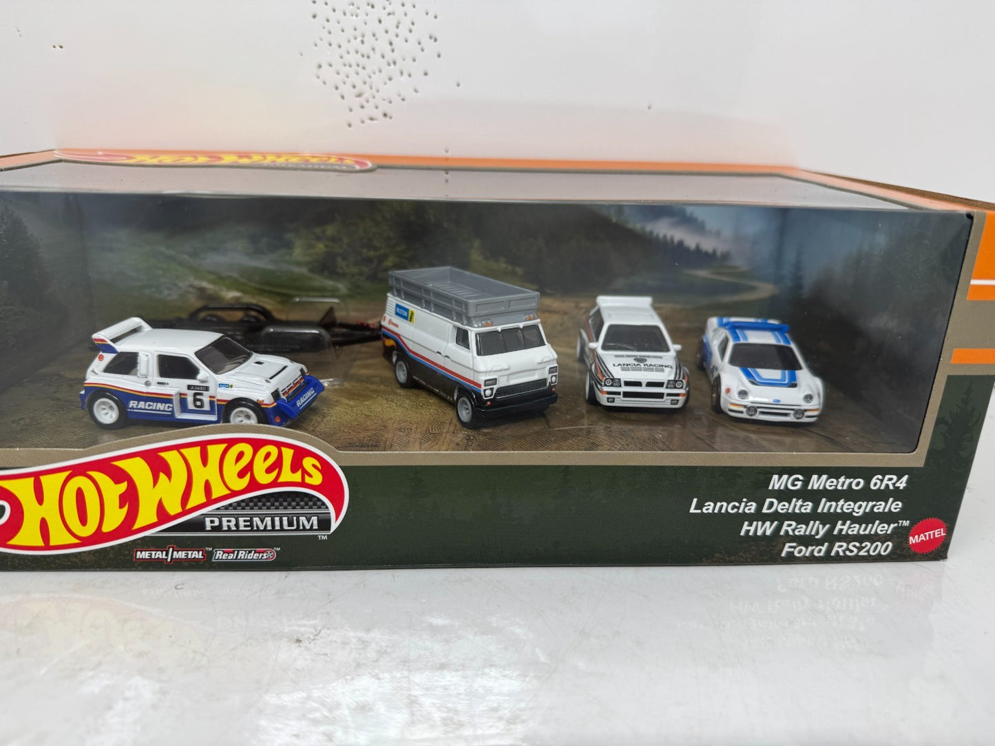 Hot Wheels Premium Rally Legends 4-Pack Collector Diorama Set 1:64 Diecast