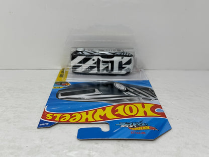 Hot Wheels Super Treasure Hunt Hi-Roller II HW Art Cars 1:64 Diecast