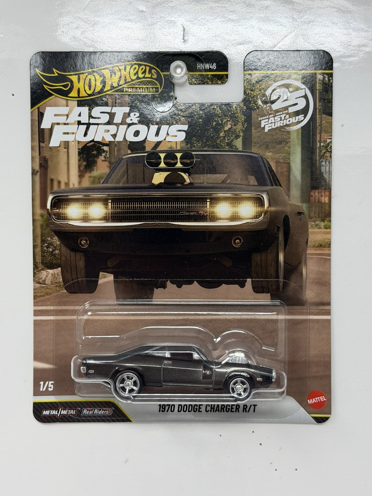Hot Wheels Premium Fast & Furious 1970 Dodge Charger R/T 1:64 Diecast