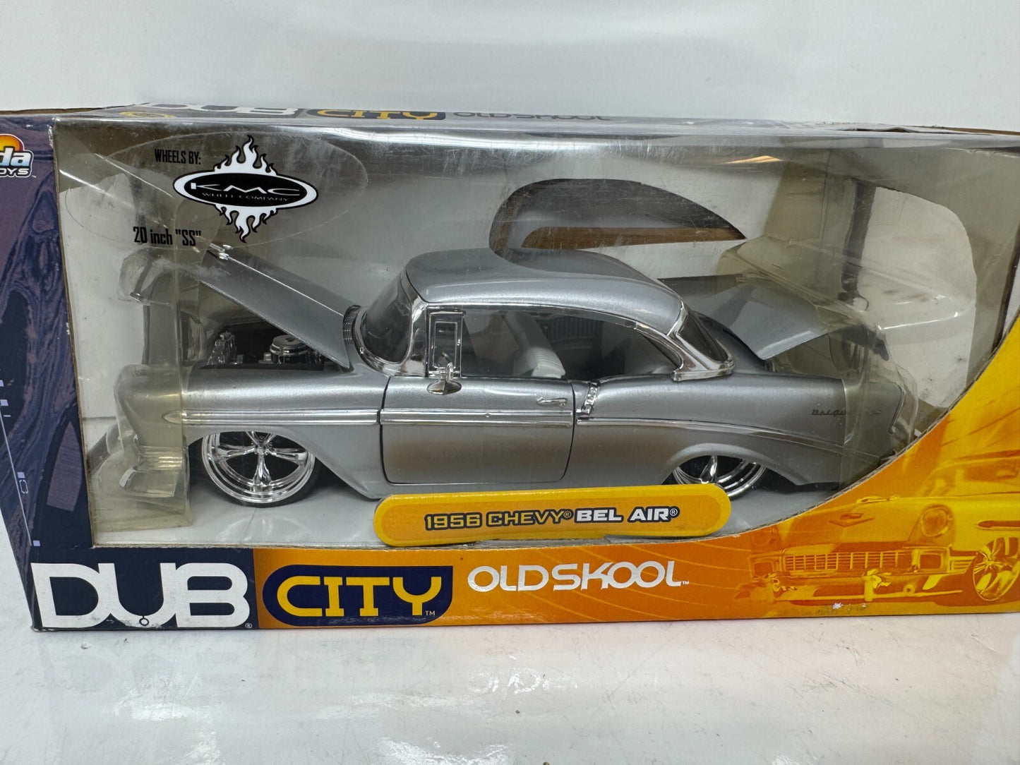 Jada Dub City Oldskool 1956 Chevy Bel Air 1:24 Diecast KMC Wheels 20 Inch DTS