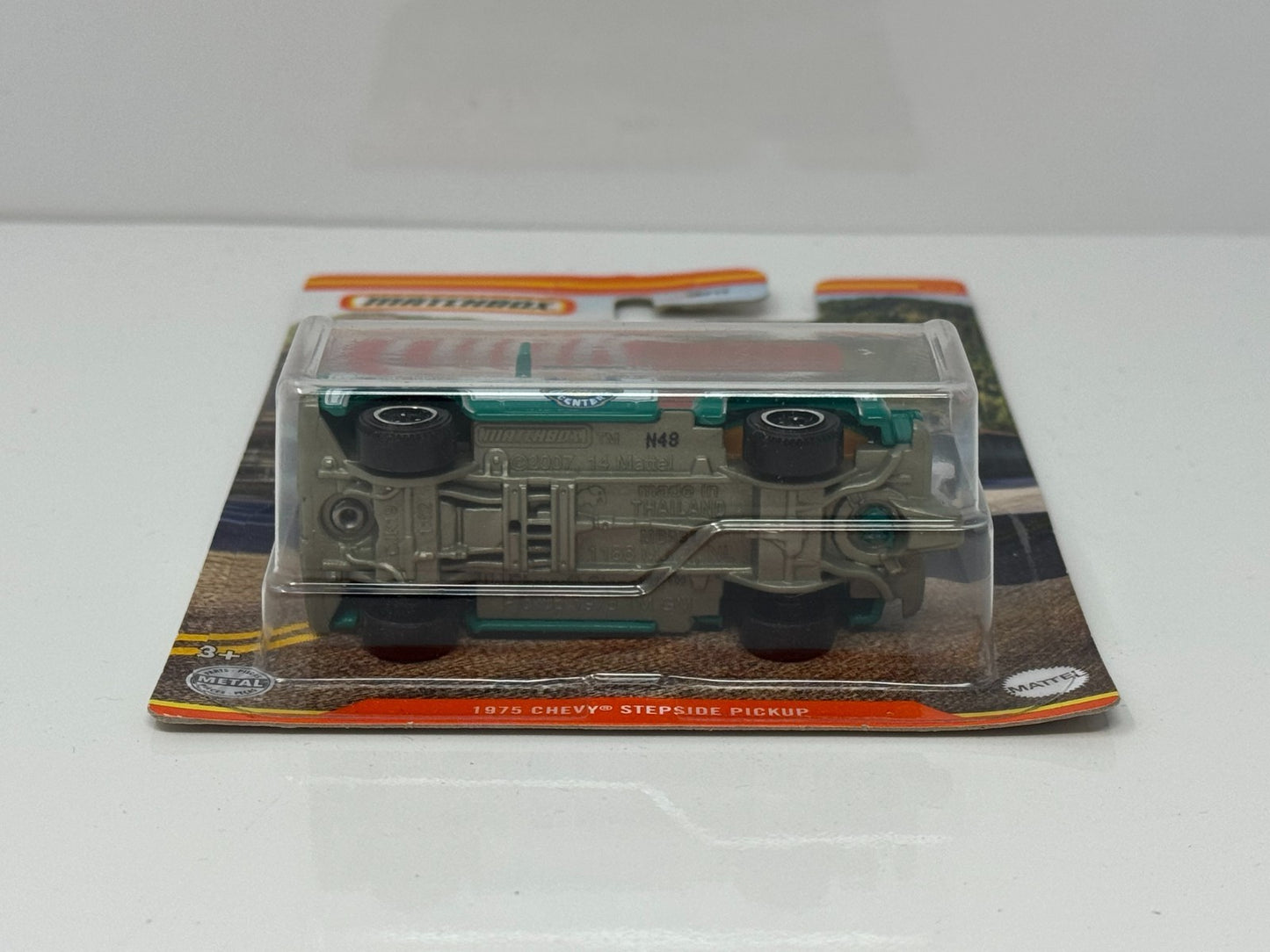 Matchbox Truck Series 1975 Chevy Stepside Pickup 1:64 Diecast