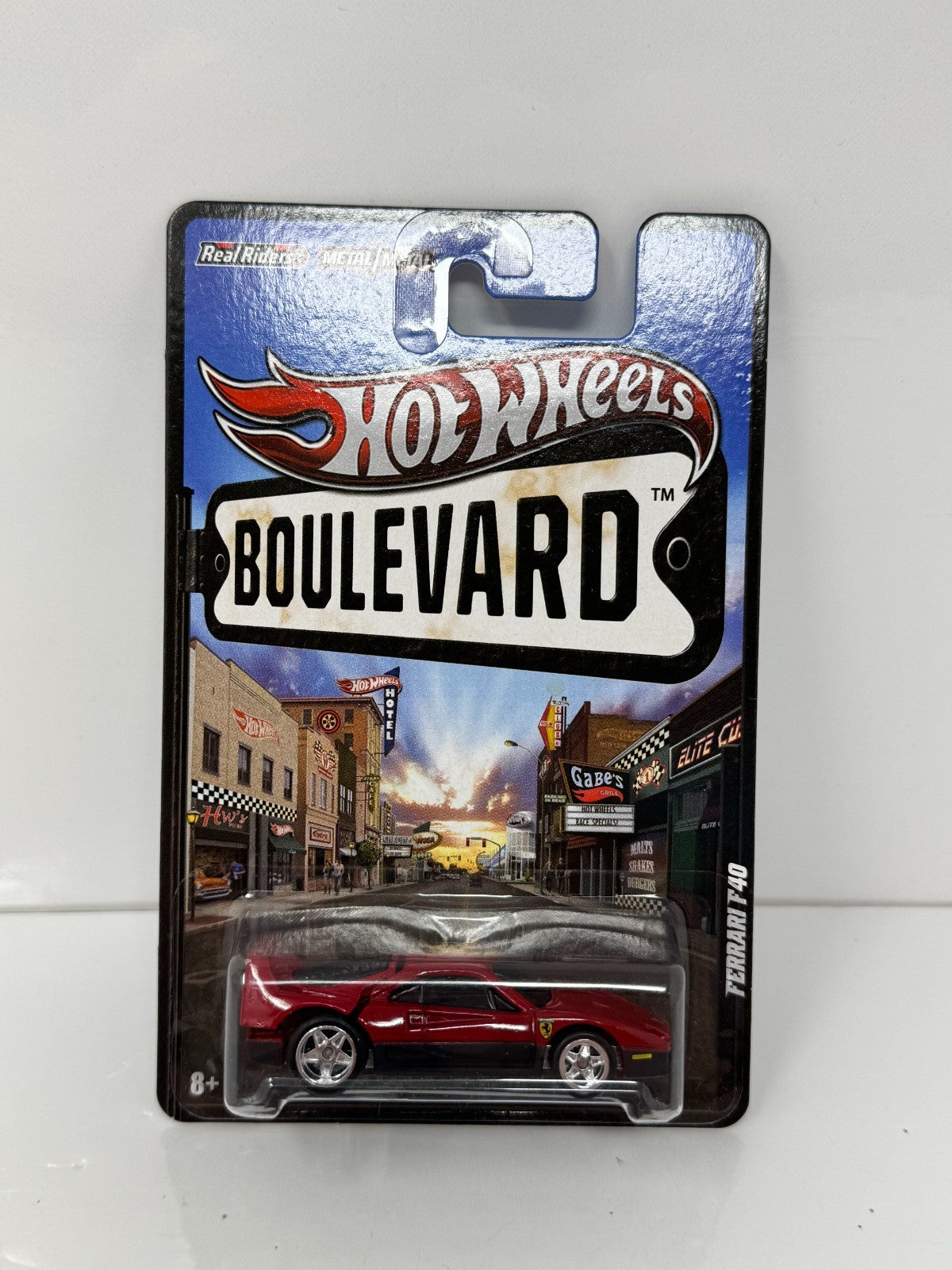 Hot Wheels Boulevard Ferrari F40 1:64 Diecast