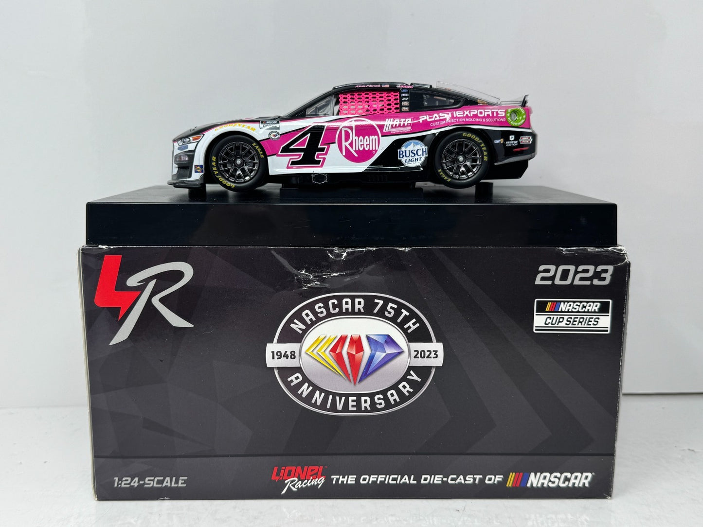 Lionel Nascar #4 Kevin Harvick Rheem Chasing the Cure 2023 Mustang 1:24 Diecast