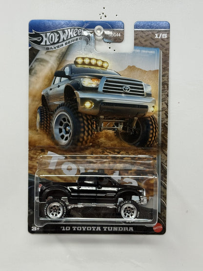 Hot Wheels Silver Series 2010 Toyota Tundra 1:64 Diecast