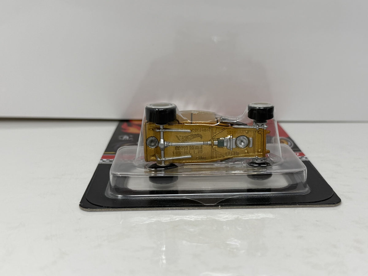 Hot Wheels Collectors 1932 Ford Limited Edition 1:64 Diecast Gold