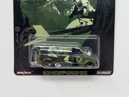 Hot Wheels Premium Star Wars 1985 Chevrolet Astro Van 1:64 Diecast Real Riders
