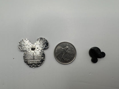 Aulani Disney Minnie Mouse Emoji Booster Trading Pin DC2S2