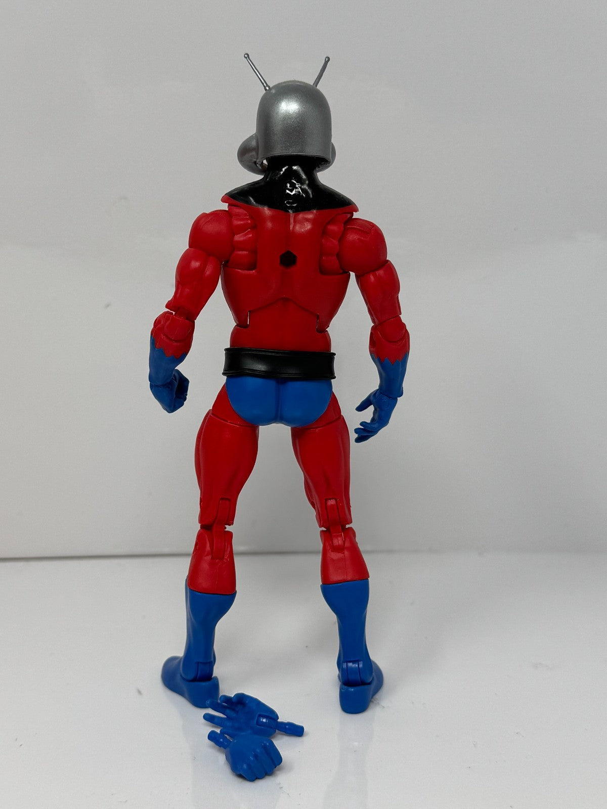 Marvel Legends Ant-Man The Astonishing Ant-Man Action Figure