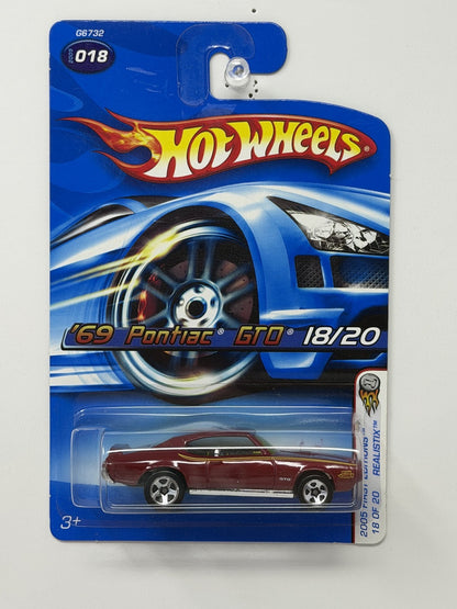 Hot Wheels Realistix 2005 First Editions 1969 Pontiac GTO 1:64 Diecast Maroon