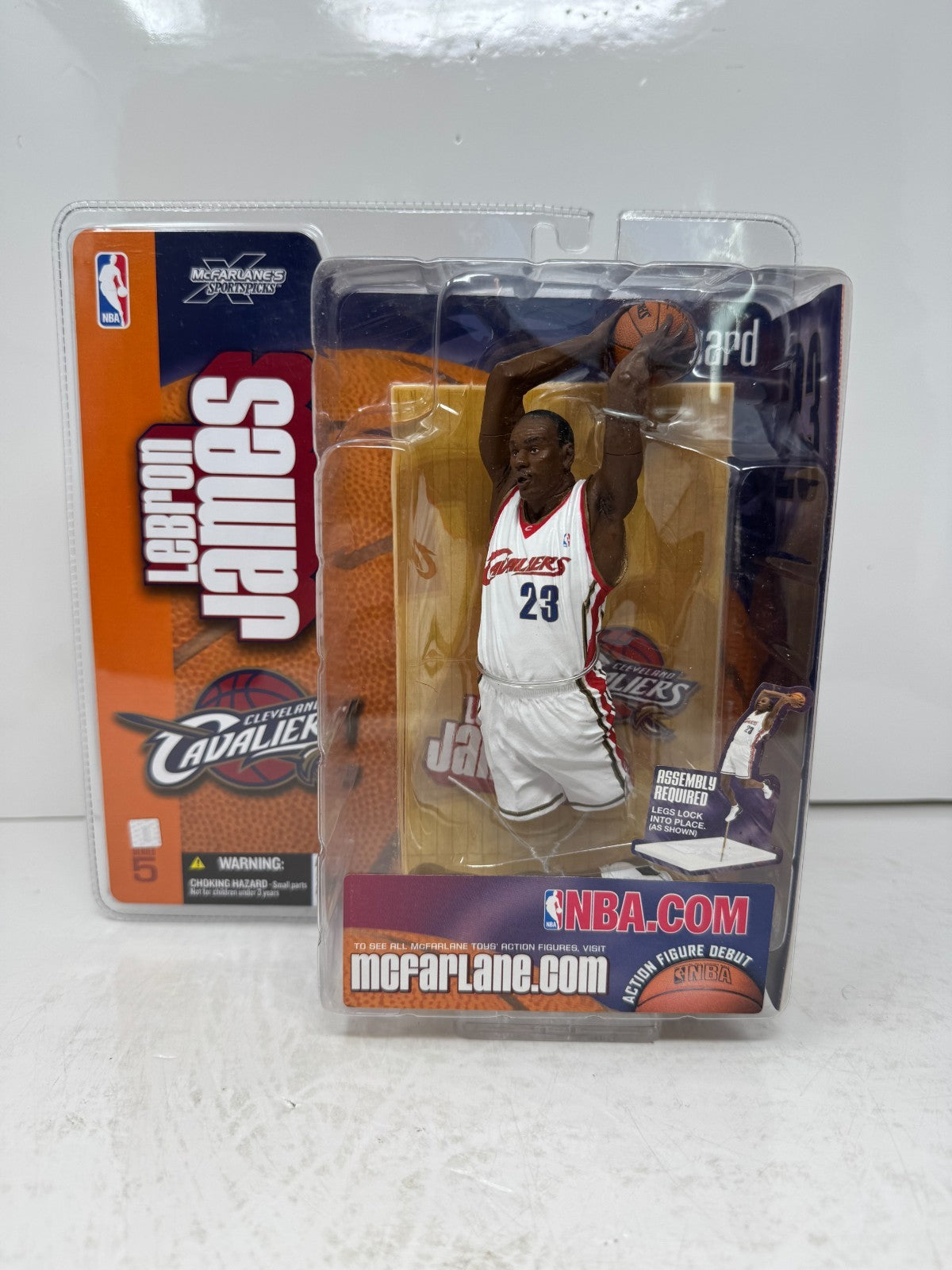 McFarlane NBA Lebron James Cleveland Cavaliers Series 5 Figure