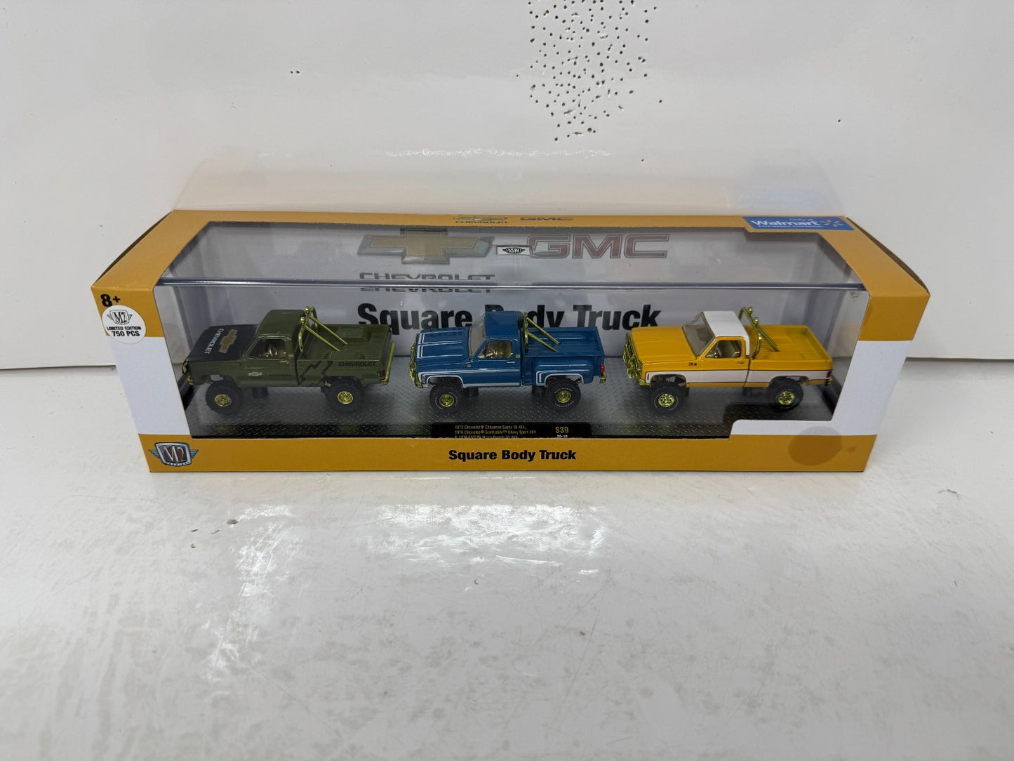 M2 Machines Square Body Truck Set S39 Chevy GMC 3-Pack CHASE 1:64 Diecast