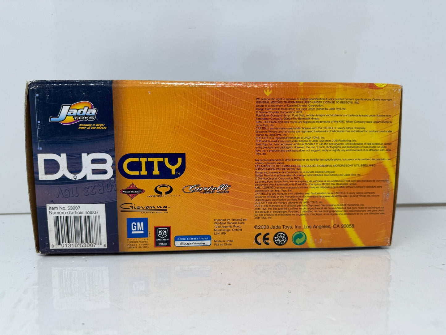 Jada Dub City 2002 Ford Mustang Convertible 1:24 Diecast Lowenhart Wheels 22 In