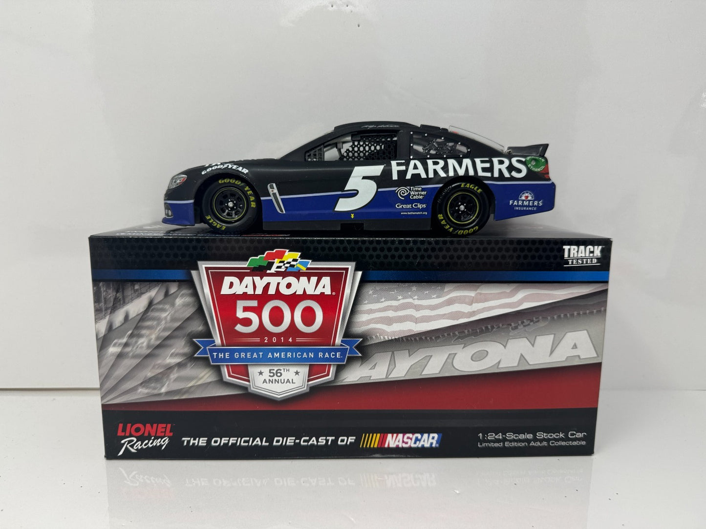 Lionel NASCAR Kasey Kahne #5 Farmers Insurance Test Car 2014 Chevy 1:24 Diecast