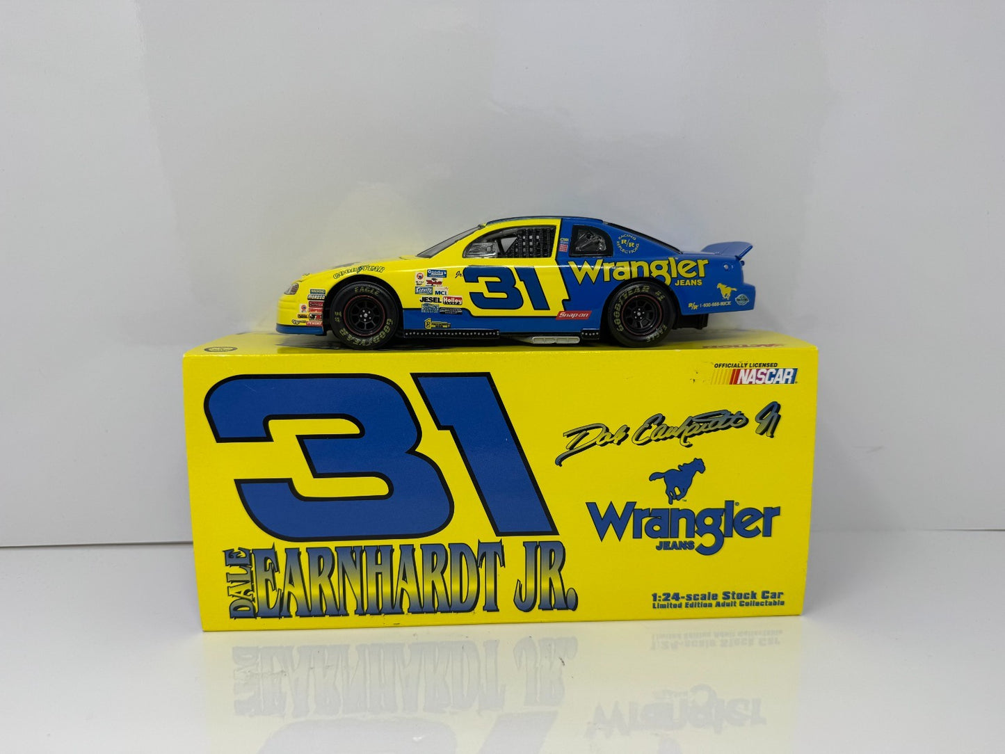 Action NASCAR Dale Earnhardt Jr #31 Wrangler 1997 Monte Carlo 1:24 Diecast