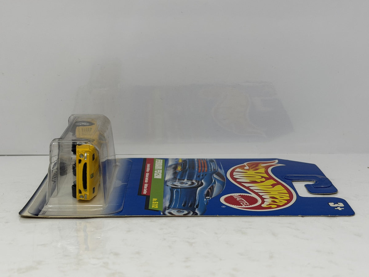 Hot Wheels Treasure Hunt Ferrari F512M 1:64 Diecast Real Riders Yellow