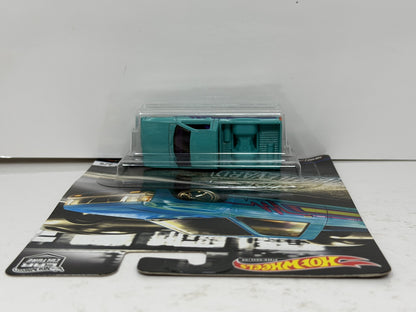 Hot Wheels Premium Cruise Boulevard Custom 1993 Nissan Hardbody D21 1:64 Diecast