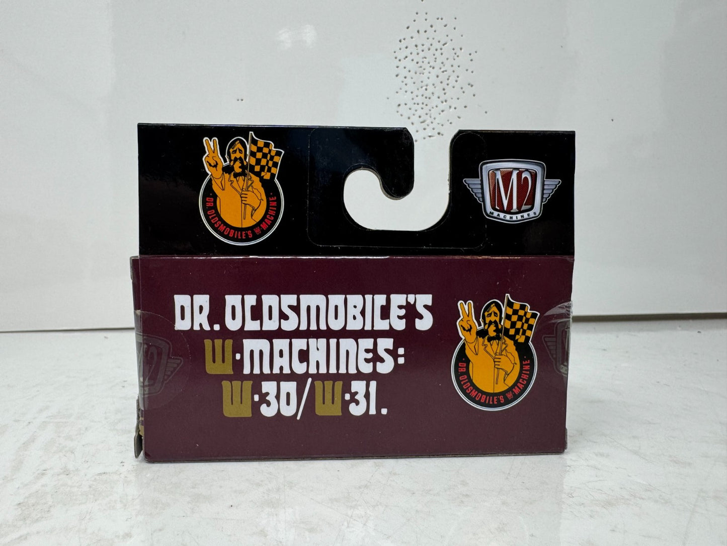 M2 Machines Dr. Oldsmobile’s 1970 Cutlass 442 W-30 1:64 Diecast