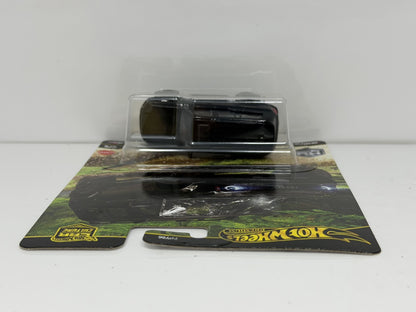 Hot Wheels Premium Off Road 2024 Toyota Land Cruiser CHASE 0/5 1:64 Diecast