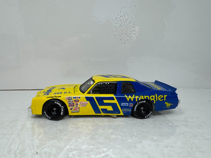Action Nascar Legendary #15 Dale Earnhardt Wrangler 1979 Ventura 1:24 Diecast