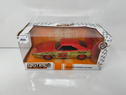 Jada Bigtime Muscle 1969 Dodge Charger Daytona #33 MiJo Exclusive 1:24 Diecast