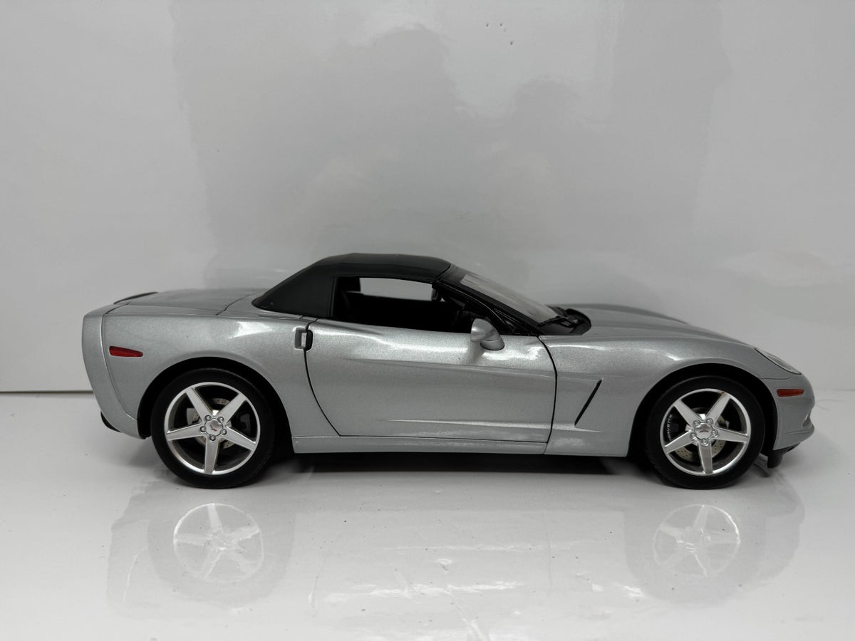 Hot Wheels Corvette C6 Convertible 1:12 Diecast 1 of 2500