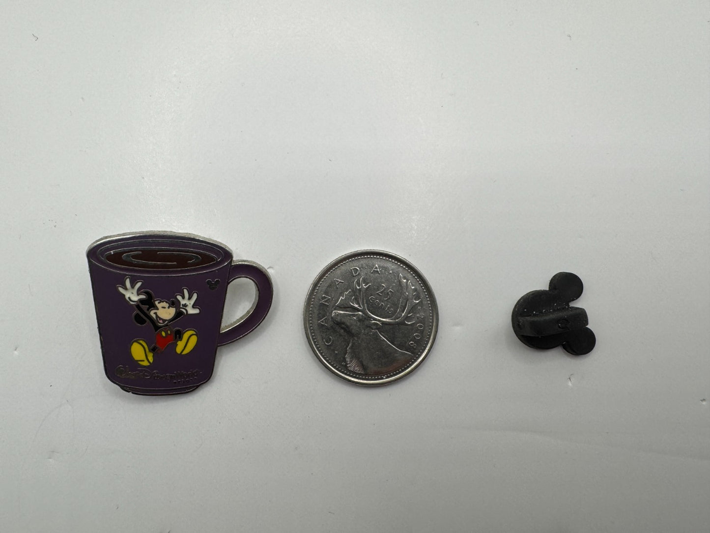 WDW Disney Mickey Mouse Coffee Mugs Hidden Mickey Trading Pin DC2S11