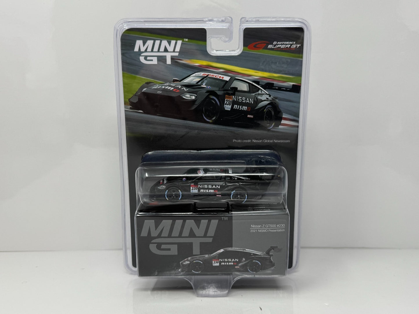 Mini GT Autobacs Super GT 2021 Nissan Z GT500 #230 1:64 Diecast Black