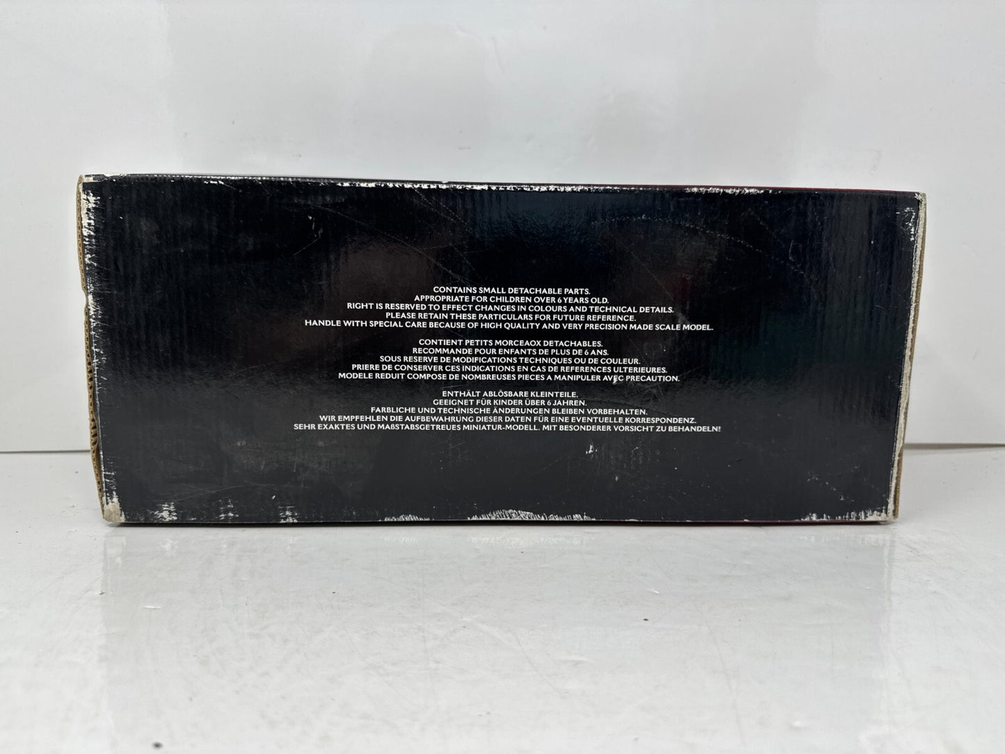 Yat Ming Road Signature 1955 Ford Thunderbird 1:18 Diecast